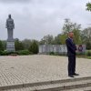 Возложение венков и цветов, в честь 80 годовщины Великой Победы, у памятника \"Вечно живым\" и на братских могилах села